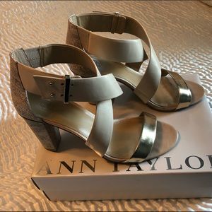 Ann Taylor Ecru & Gold Leather Ankle Strap Sandals